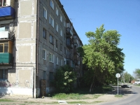 Novokuibyshevsk, st Kievskaya, house 11. Apartment house
