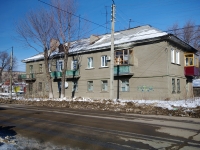 Novokuibyshevsk, st Kutuzov, house 1. Apartment house