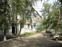 Novokuibyshevsk, Mironov st, house 21. Apartment house