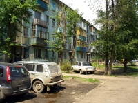 Novokuibyshevsk, Mironov st, house 17. Apartment house