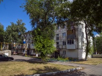 新古比雪夫斯克市, Mironov st, 房屋 28. 公寓楼