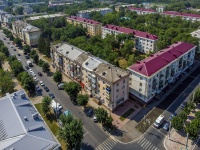 Novokuibyshevsk, Mironov st, house 10. Apartment house