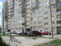 Novokuibyshevsk, st Ostrovsky, house 36. Apartment house
