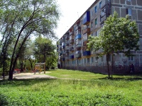 Novokuibyshevsk, Ostrovsky st, house 19. Apartment house