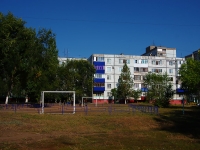 Novokuibyshevsk, Pobedy avenue, house 52Б. Apartment house