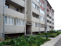 Oktyabrsk, Anosov st, house 68 к.2. Apartment house