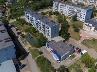 Oktyabrsk, Vatutin st, house 9. Apartment house