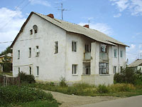 Oktyabrsk, st Volgo-Donskaya, house 2. Apartment house