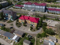 Oktyabrsk, Gogol st, house 28. Apartment house