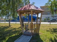 улица Ленина. малая архитектурная форма Беседка с водопроводной колонкой