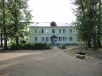 Otradny, Lenin st, house 57. Apartment house