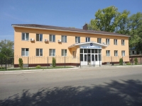 Отрадный, улица Советская, дом 16. офисное здание