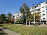Otradny, st Sportivnaya, house 62. Apartment house