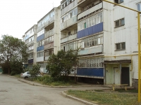 Chapaevsk, Vatutin st, house 6. Apartment house