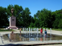 Чапаевск, памятник В.И. Чапаевуулица Железнодорожная, памятник В.И. Чапаеву