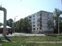neighbour house: st. Kharkovskaya, house 10. Apartment house