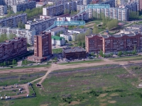 Togliatti, 40 Let Pobedi st, house 52. Apartment house with a store on the ground-floor