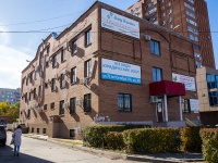 соседний дом: ул. 70 лет Октября, дом 31А. офисное здание