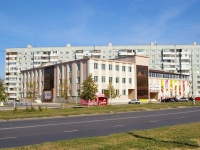 Тольятти, многофункциональное здание "Ладья", улица 70 лет Октября, дом 38