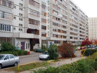 Togliatti, 70 let Oktyabrya st, house 11. Apartment house