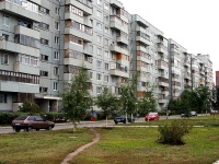 Тольятти, улица 70 лет Октября, дом 22. многоквартирный дом