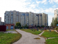 Togliatti, Avtosrtoiteley st, house 1. Apartment house