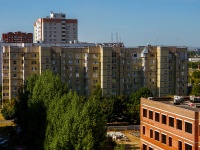 Тольятти, улица Автостроителей, дом 3. многоквартирный дом
