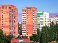 Тольятти, улица Автостроителей, дом 5. многоквартирный дом