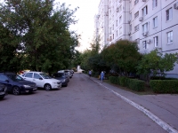 Тольятти, улица Автостроителей, дом 16. многоквартирный дом
