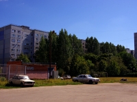 Тольятти, улица Автостроителей, дом 38. многоквартирный дом