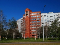 Тольятти, улица Автостроителей, дом 72Б. многоквартирный дом