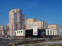 Togliatti, shopping center "Фоворит", Banykin st, house 16