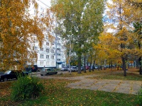 Togliatti, Voroshilov st, house 63. Apartment house