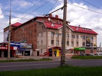 Тольятти, улица Дзержинского, дом 52. многофункциональное здание