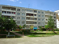 陶里亚蒂市, Zheleznodorozhnaya st, 房屋 41. 公寓楼