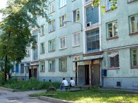 Тольятти, улица Жилина, дом 42. многоквартирный дом