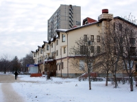 陶里亚蒂市, Marshal Zhukov st, 房屋 24. 公寓楼