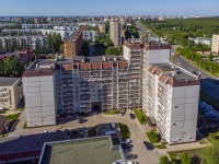 Тольятти, улица Маршала Жукова, дом 52. многоквартирный дом