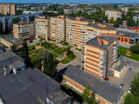 Togliatti, Karbyshev st, house 12. Apartment house