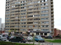 陶里亚蒂市, Kirov st, 房屋 3Б. 公寓楼