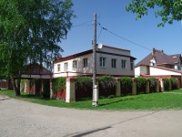 Togliatti, Kol'tsevoy Ln, house 2. Private house