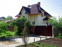 Togliatti, Kol'tsevoy Ln, house 6/2. Private house