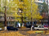 Тольятти, Космонавтов бульвар, дом 4. многоквартирный дом