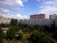 Тольятти, Космонавтов бульвар, дом 8. многоквартирный дом