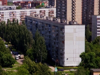 Тольятти, Космонавтов бульвар, дом 13. многоквартирный дом