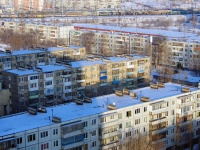 Togliatti, Kuybyshev st, house 28. Apartment house