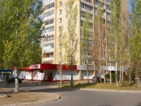 Тольятти, Курчатова бульвар, дом 7. многоквартирный дом