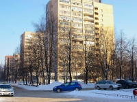 Togliatti, Kurchatov blvd, house 10. Apartment house