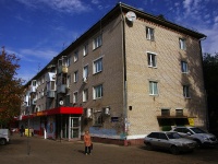 Togliatti, Lenin st, house 104. Apartment house