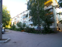 Togliatti, Leningradskaya st, house 34. Apartment house